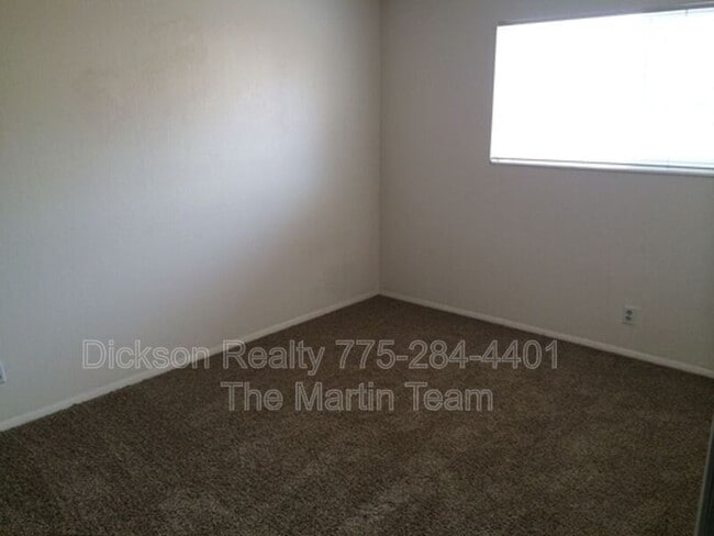 Building Photo - 3285 Gypsum Rd