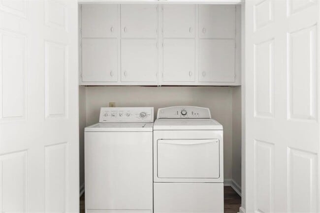 Building Photo - 1451 Belmont Ave