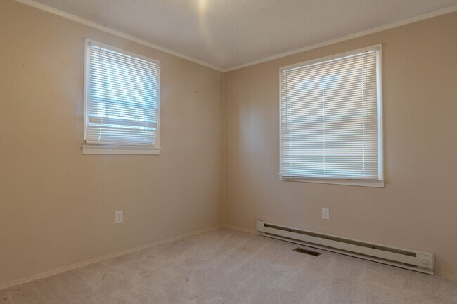 Building Photo - Charming Scottsville 3bedroom 1bath home