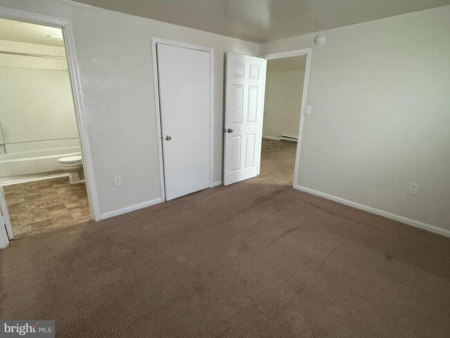 Building Photo - 109 S Bentz St