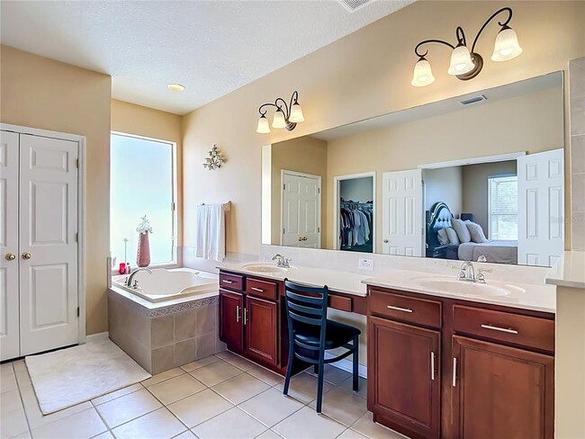 Building Photo - 8511 Northton Groves Blvd