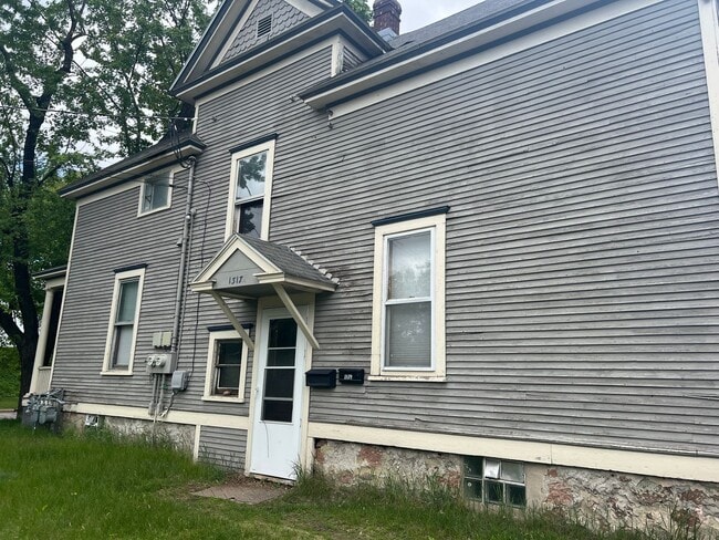 Building Photo - 1315/1317 Cleveland Avenue