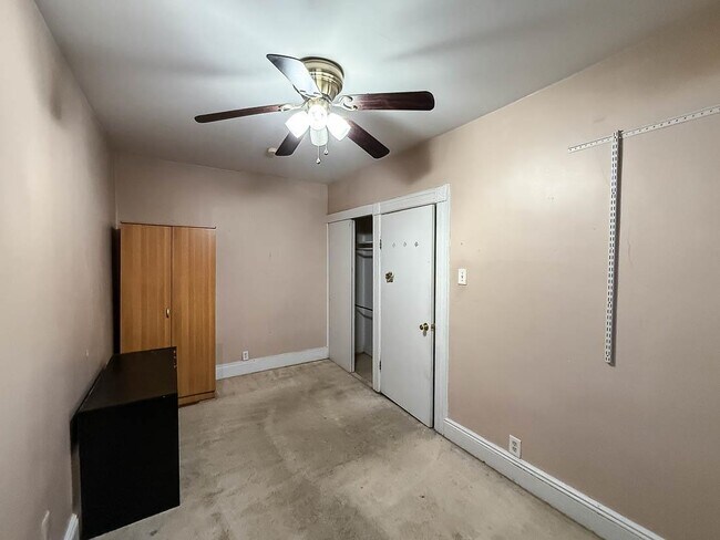 Building Photo - 47 Columbia Ave