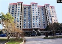 Building Photo - 1600 Park Cir