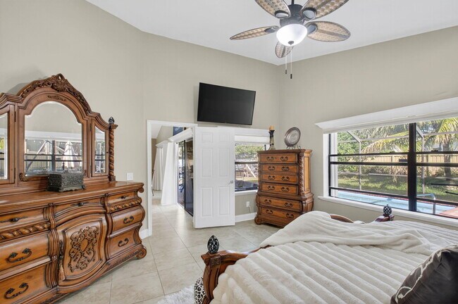 Building Photo - 190 Temple Ave