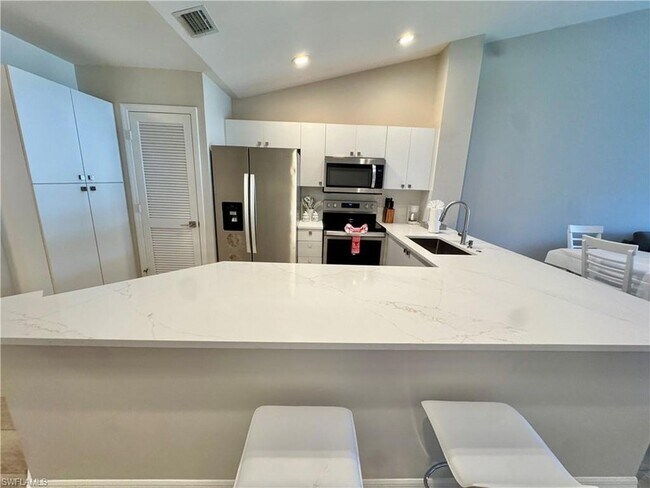 Building Photo - 5045 Cedar Springs Dr