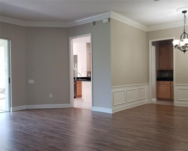 Building Photo - 25638 Ferdinand Ct