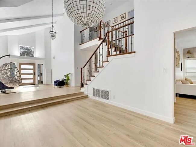 Building Photo - 7937 W 80th St