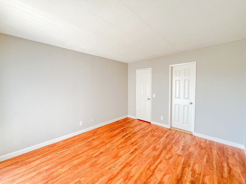 Building Photo - 4229 Dana Rd