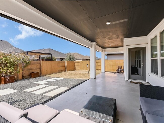 Building Photo - 8608 Bestride Bend