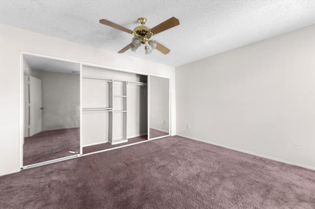 Building Photo - 9621 Walnut St