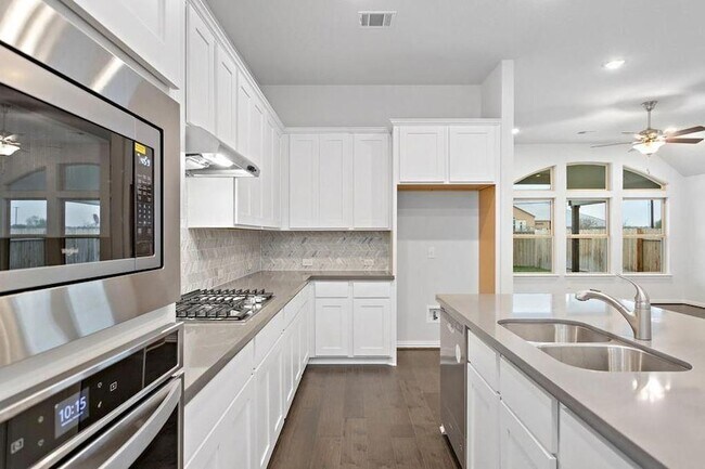 Building Photo - 4117 Gildas Path