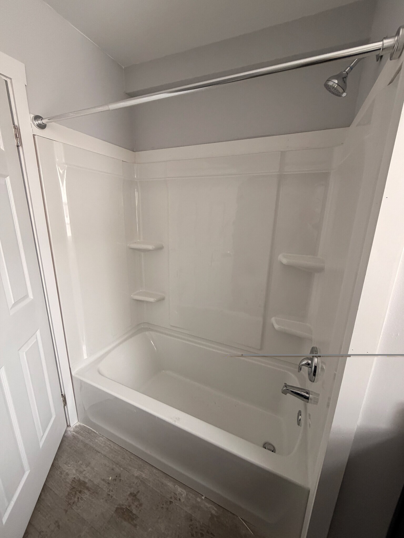 Building Photo - 412 Hillview Plz