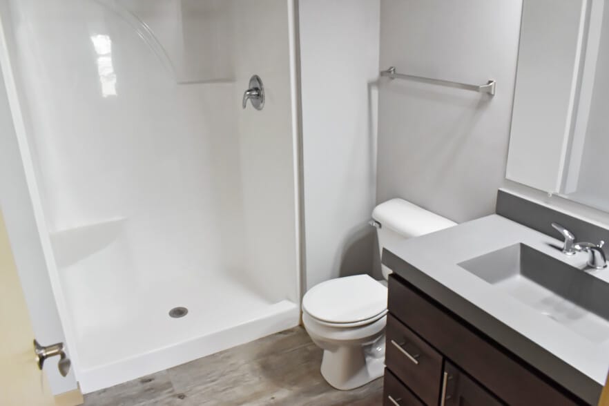 Building Photo - 6062 Driscoll Dr