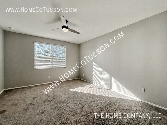 Building Photo - 7140 S Via Gaucho Viejo