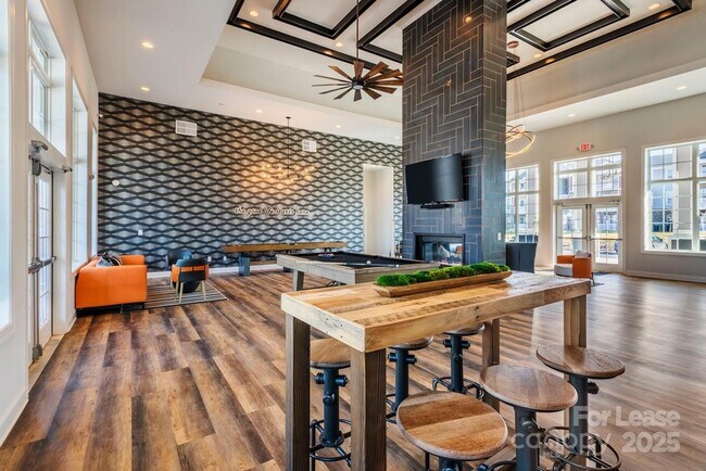 Building Photo - 12509 Crown Park Ct