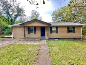 Building Photo - 320 Washington St