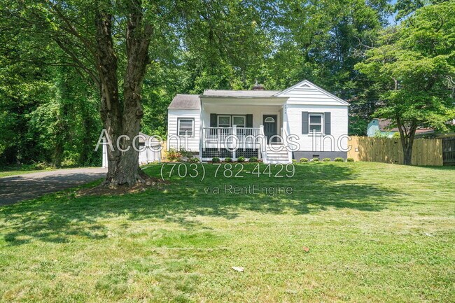 Building Photo - 4916 Chowan Ave