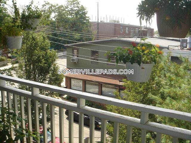 Building Photo - 279 Washington St