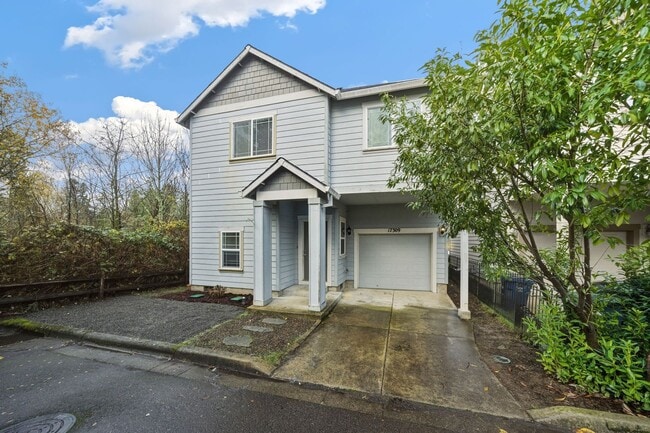 Building Photo - 17309 SW Benji Ct