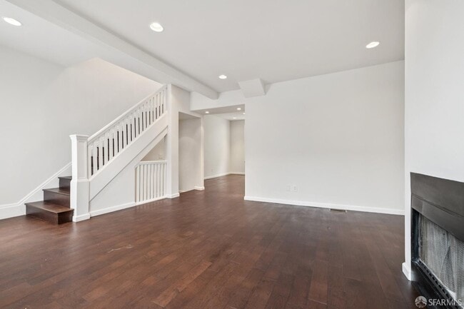 Building Photo - 971 Filbert St