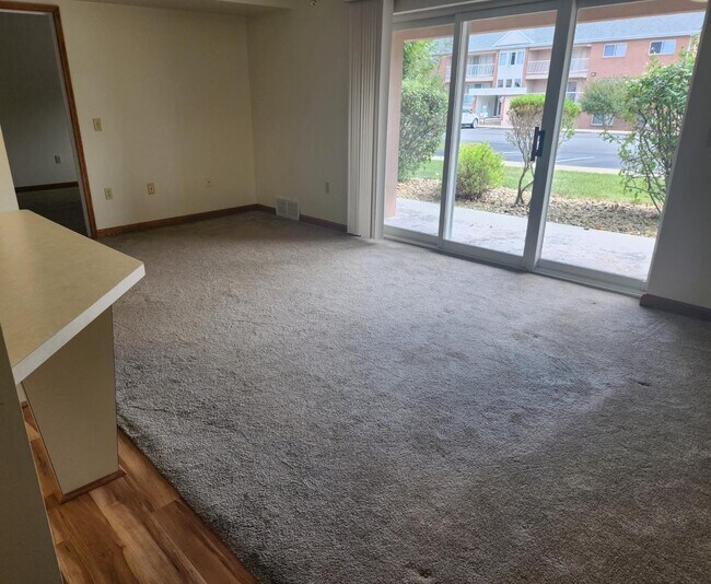 Building Photo - Building B