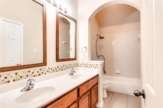 Building Photo - 3611 Fossilwood Way