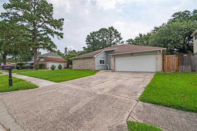 Building Photo - 21306 Castlemont Ln