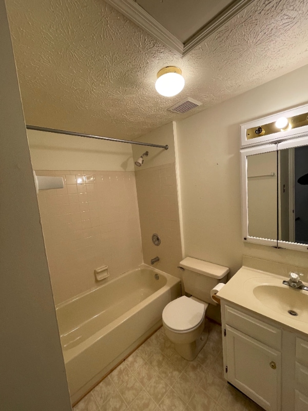 Building Photo - 8308 Silver Trumpet Dr