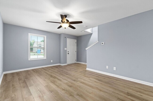 Building Photo - 288 Smithson Ln