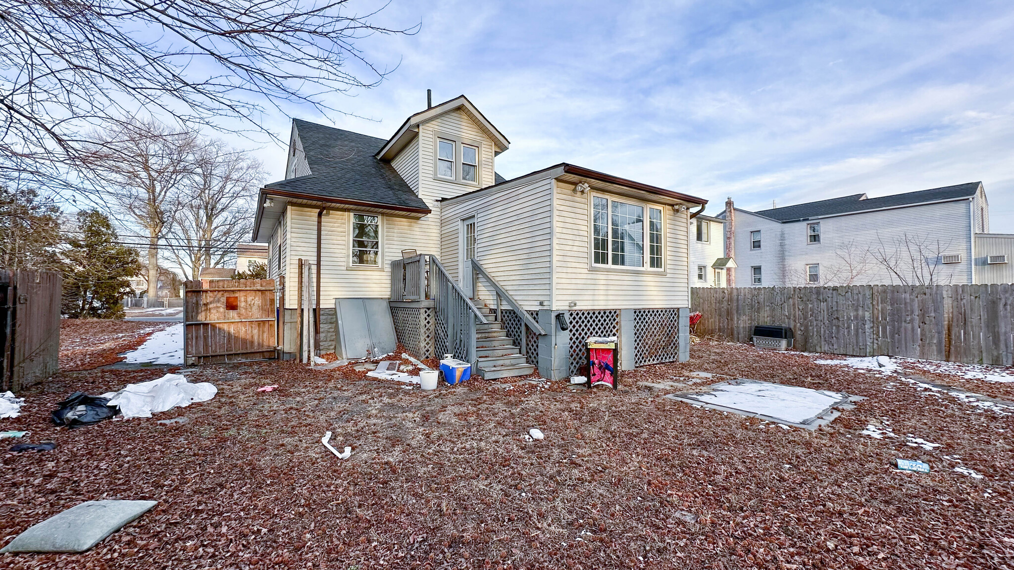 Building Photo - 53 Hessian Ave