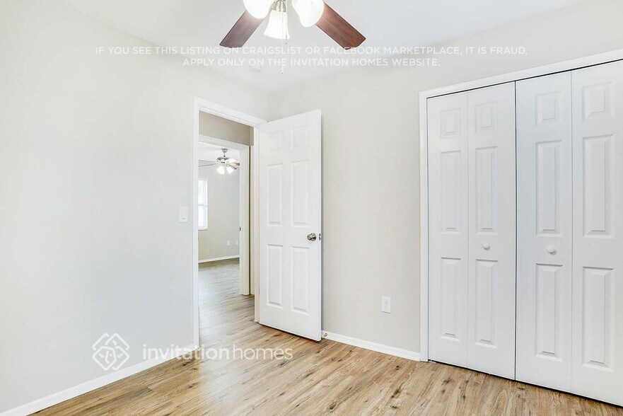 Building Photo - 2681 Clearbrook Cir