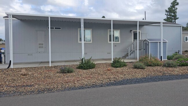 Building Photo - 5510 Clark Rd