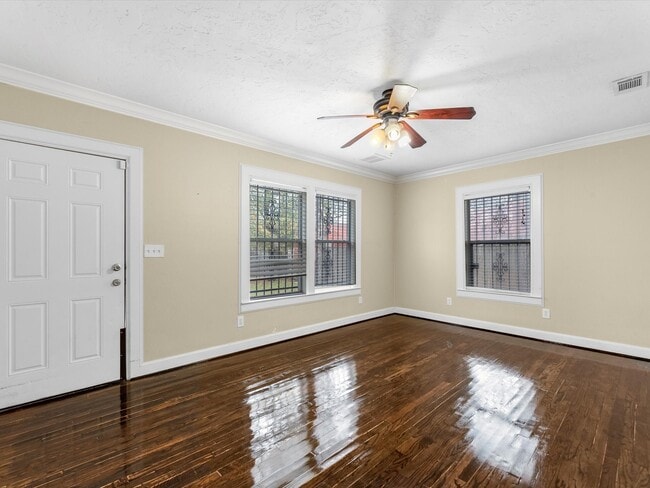 Building Photo - 1211 Bigelow St