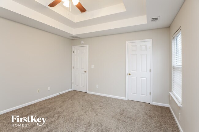 Building Photo - 9435 Waldrip Rd