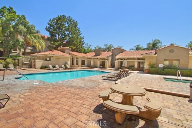 Building Photo - 1035 La Terraza Cir