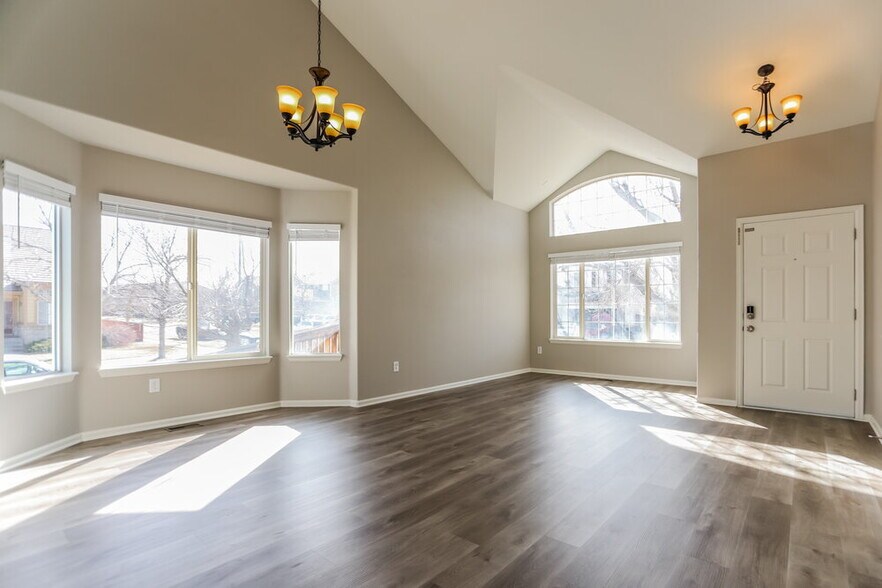 Building Photo - 19277 E 39th Ave