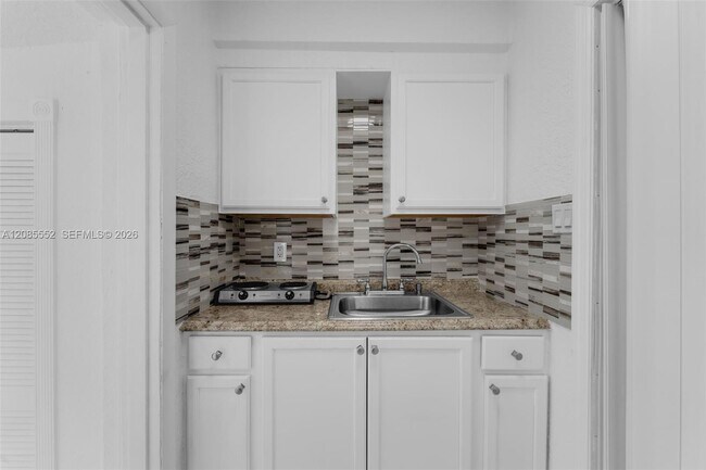 Building Photo - 201 SW 51st Ct