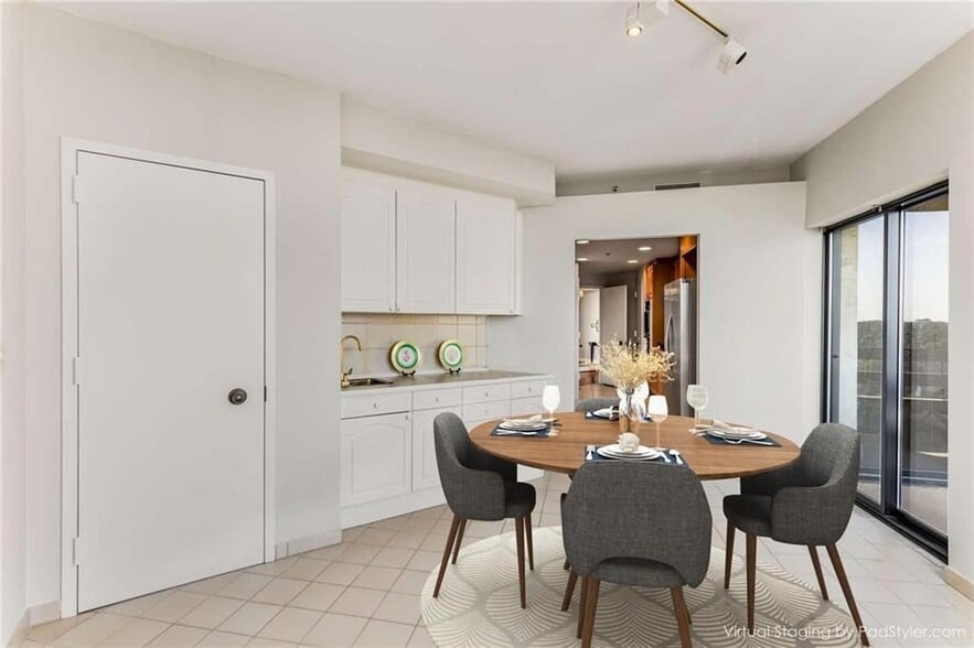 Building Photo - 2660 Peachtree Rd