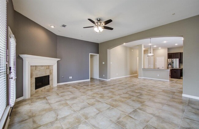 Building Photo - 5015 Crystal Wind Ln