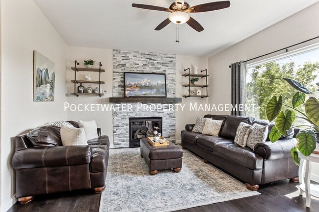 Building Photo - 3435 Castle Peak Ave