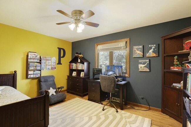 Building Photo - 11400 Burr Oak Ln