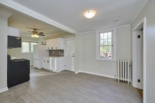 Building Photo - 715 Truman Pkwy