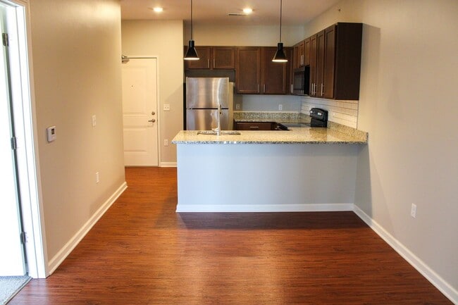 Building Photo - 3201 Redhawk St