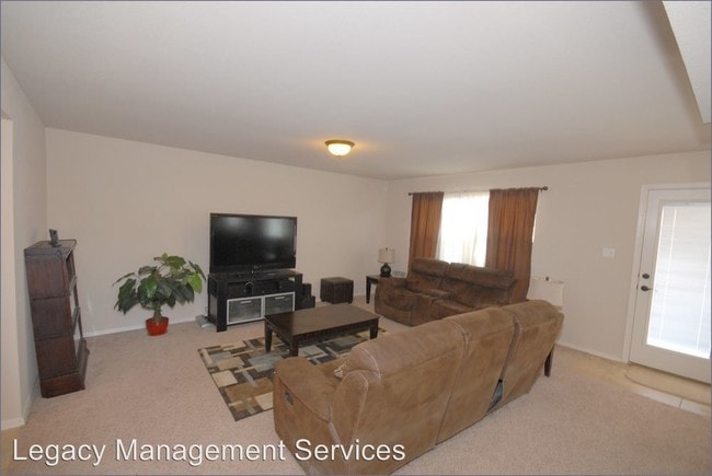 Building Photo - 4800 Red Canyon Ct