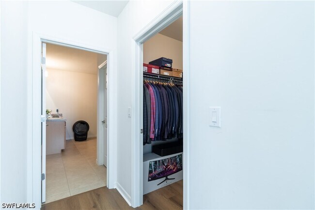 Building Photo - 26987 Wildwood Pines Ln
