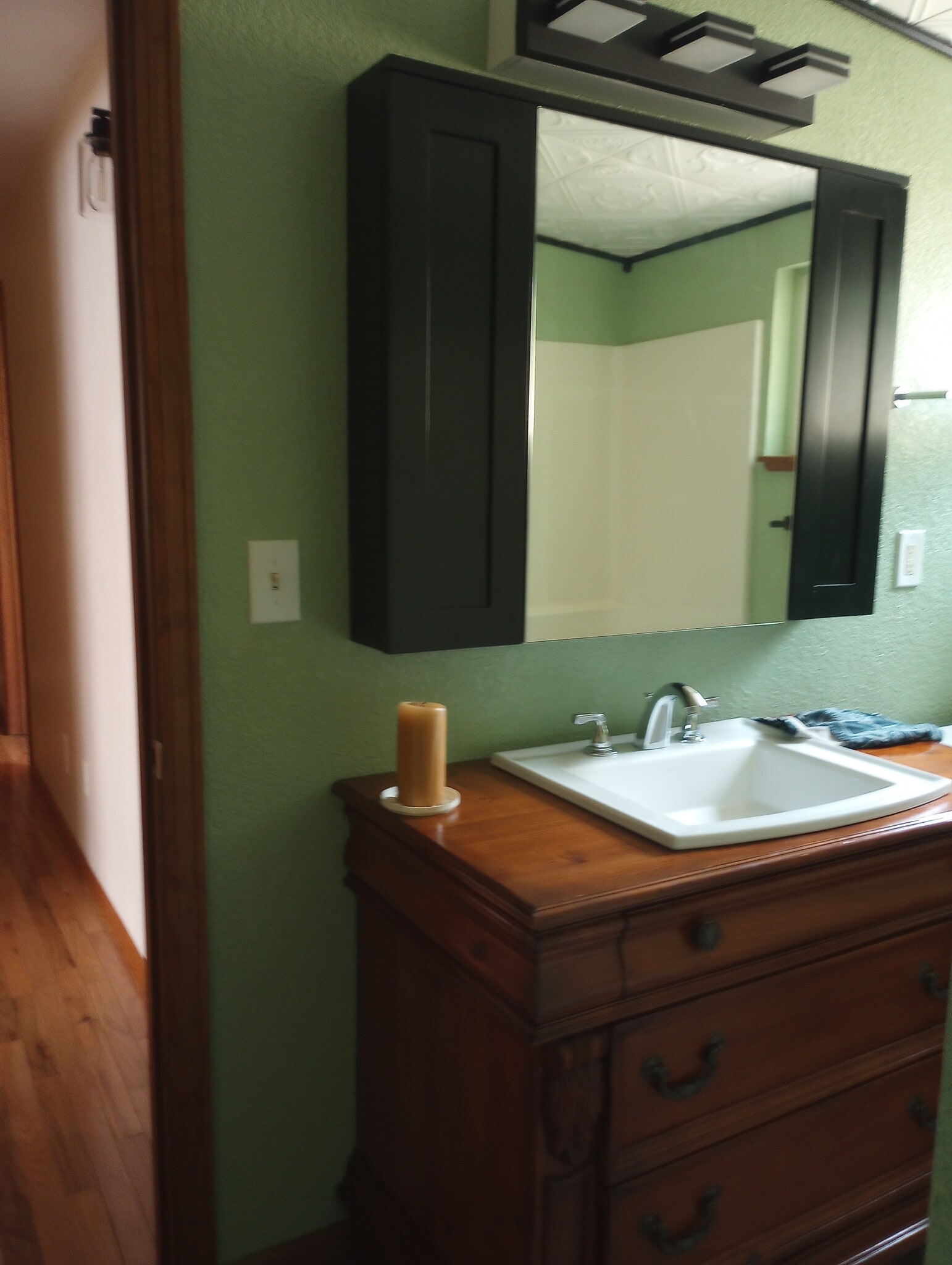 Newly remodeled - 28057 Knowles Rd
