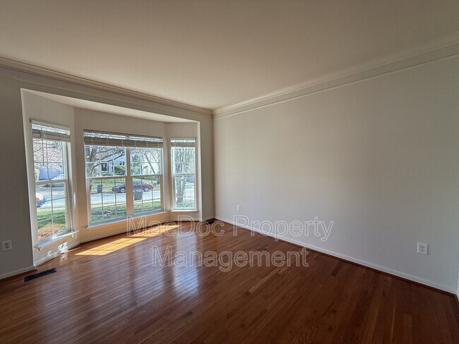 Building Photo - 14 Heatherbrook Ln