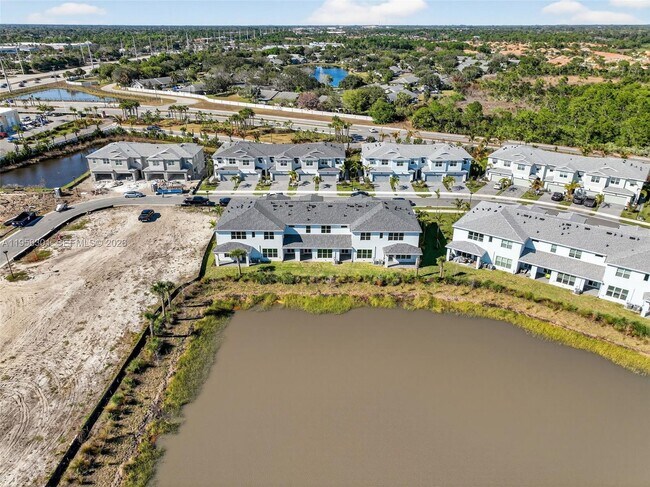 Building Photo - 3595 NW Solange Ct