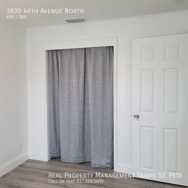 Building Photo - ***THE PERFECT ST PETE REHAB***